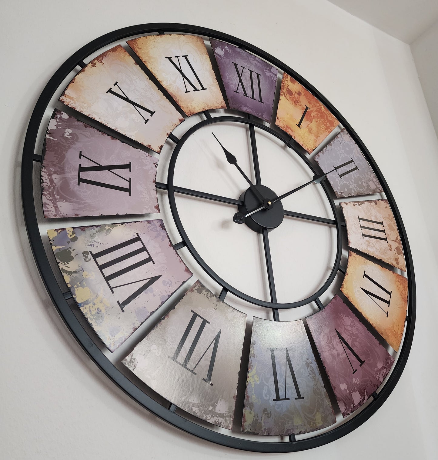 XXL 88cm New Contemporary Wall Clock - Metal - Extra Large Vibrant Colours and Retro Style Design - Roman Numerals - Wall Art - Silent Clock