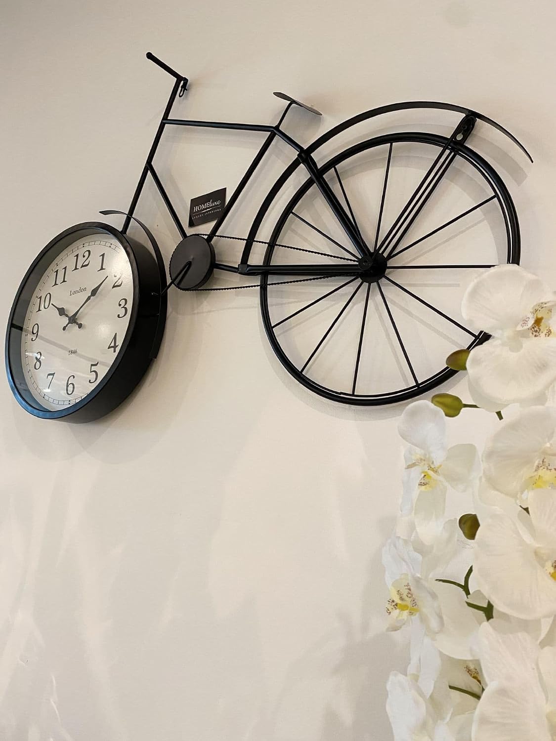 Stylish Large Black Bicycle Wall Clock in metal, vintage design